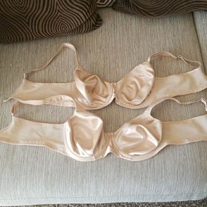 2 New Goddess US 42 D tan bras